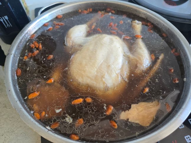 Chinese medicinal chicken soup